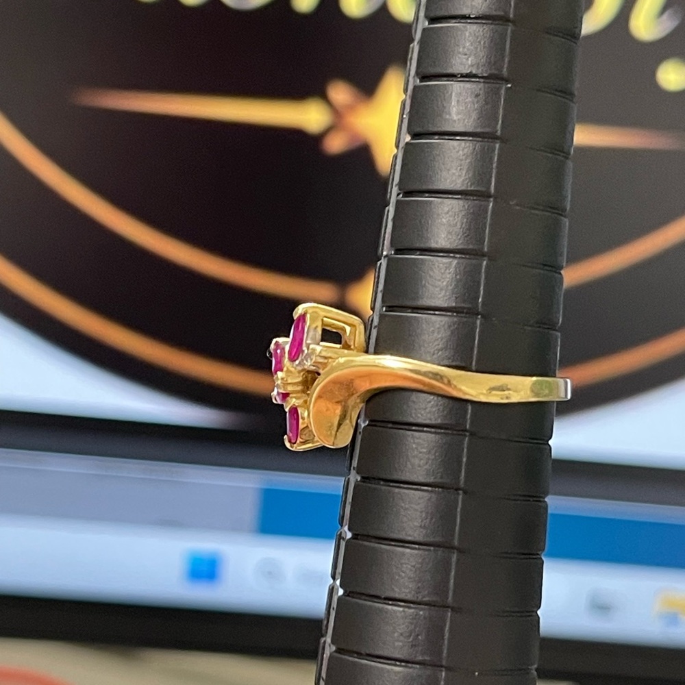 10kt Solid Gold Ruby & Diamond Ring Size 7 - image 2